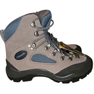 Kamik Hiking Boots Women's Size 6.5 Waterproof Antibacterial NEW